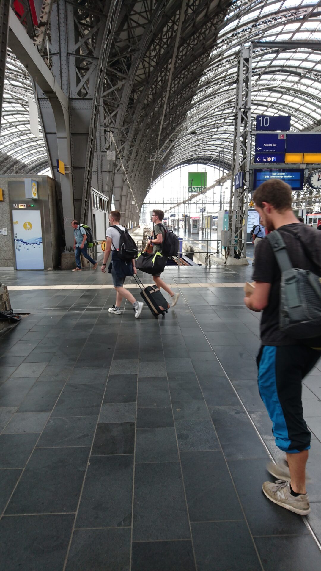 フランクフルト駅構内